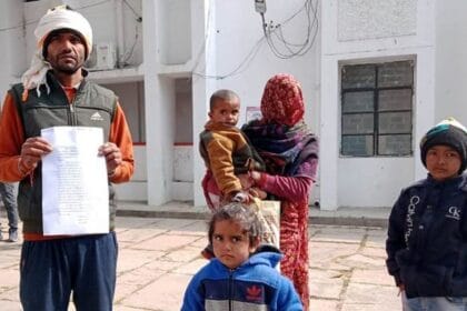 फाइनेंस कर्मियों ने जबरन छीन ली टैक्सी