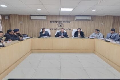 सीएम डैशबोर्ड प्रदर्शित