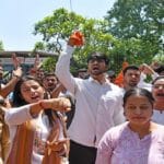 अखिल भारतीय विद्यार्थी परिषद (ABVP) भारत का एक प्रमुख छात्र संगठन है, जिसकी स्थापना 1949 में राष्ट्रीय स्वयंसेवक संघ (RSS) के छात्र विंग के रूप में हुई। यह संगठन "राष्ट्र निर्माण में युवाओं की भूमिका" के विचार पर केंद्रित है और भारतीय संस्कृति, शिक्षा सुधार, और राष्ट्रीय एकता को बढ़ावा देने की बात करता है।