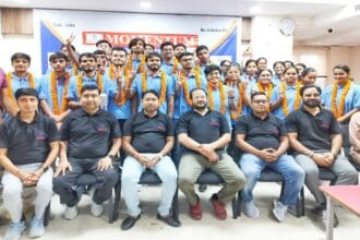 मोमेंटम छात्र संघ ने NEET परीक्षा में अश्विन प्रताप सिंह ने प्राप्त किया 579 अंक