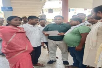 किसान हित में, विरोध प्रदर्शन, प्रशासन को सौंपा गया मांगपत्र