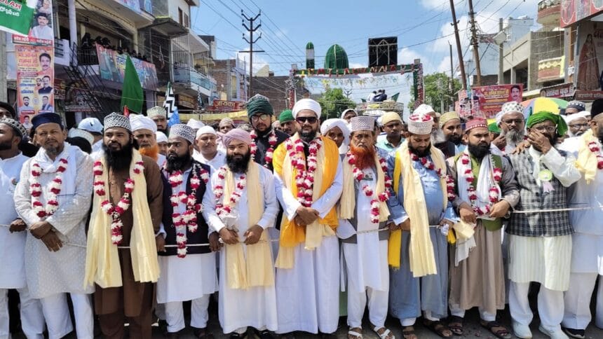 जुलूस ए मुहम्मदी: उलेमा नेतृत्व छोड़ भाग खड़े हुए