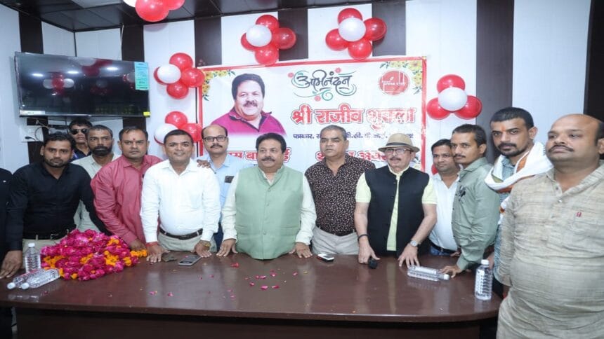 “ऊँची उड़ान के लिए ऊँचा सोचिए” अब साख का सवाल है! पत्रकार ध्यान दें: राजीव शुक्ला