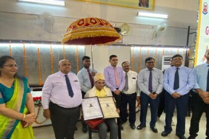 डॉ. प्रवीन कटियार को केजीएमयू में मिला लाइफ टाइम अचीवमेंट अवॉर्ड