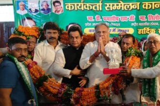 राष्ट्रीय लोक दल का मंडलीय कार्यकर्ता सम्मेलन, त्रिलोक त्यागी का 51 किलो की माला से भव्य स्वागत