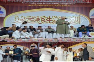 फतेहपुर में मेला कमेटी द्वारा ऑल इंडिया मुशायरे का हुआ आयोजन 